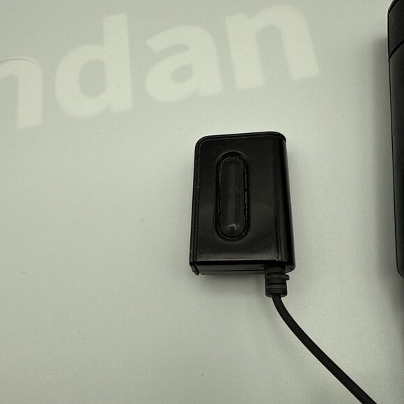 IOGEAR GCS22U 2-Port USB KVM Switch with Cables and Remote - Picture 6 of 6